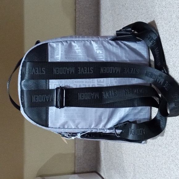 Steve Madden bag - Picture 2 of 8